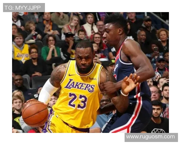 山猫与火箭的巅峰对决谁能在赛场上笑到最后